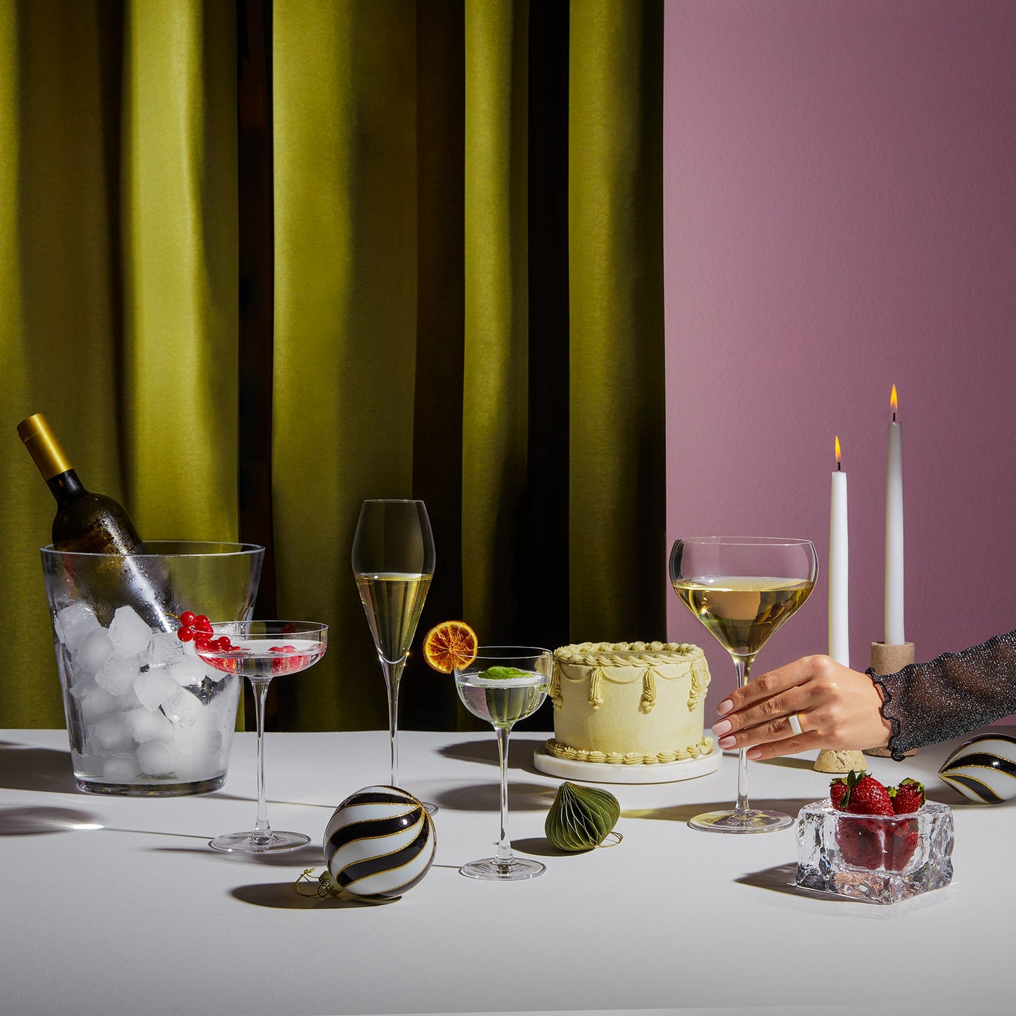 NUDE USA Fantasy Set of 2 Cocktail Glasses